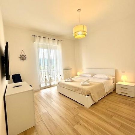 サヴォーナCasa Di Elisaアパートメント エクステリア 写真